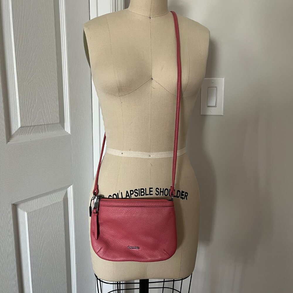 Calvin Klein Women's Pink Pebble Leather Crossbody Bag Barbiecore Modern Classic
